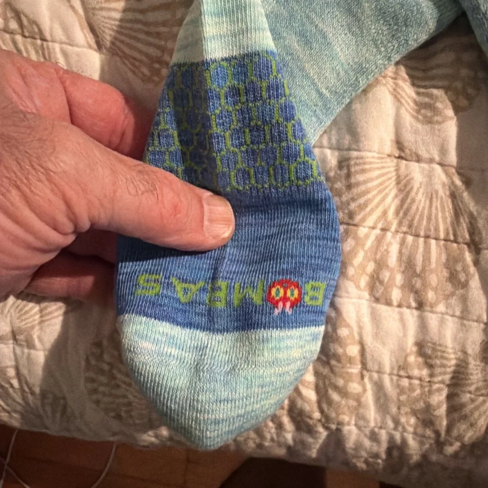 Bombas Eric Carle Polar Bear, Polar Bear, What Do You Hear? Socks Size Youth
